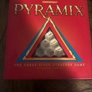 Pyramix Strategy Game - Red